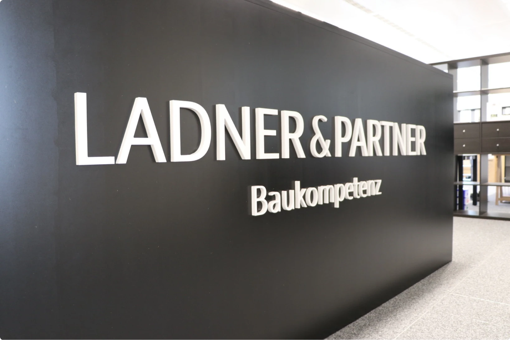 Ladner & Partner
